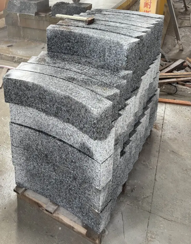 Jiangxi Xingguo sesame grey granite flamed special shaped curb stone from Fuxiang Stone