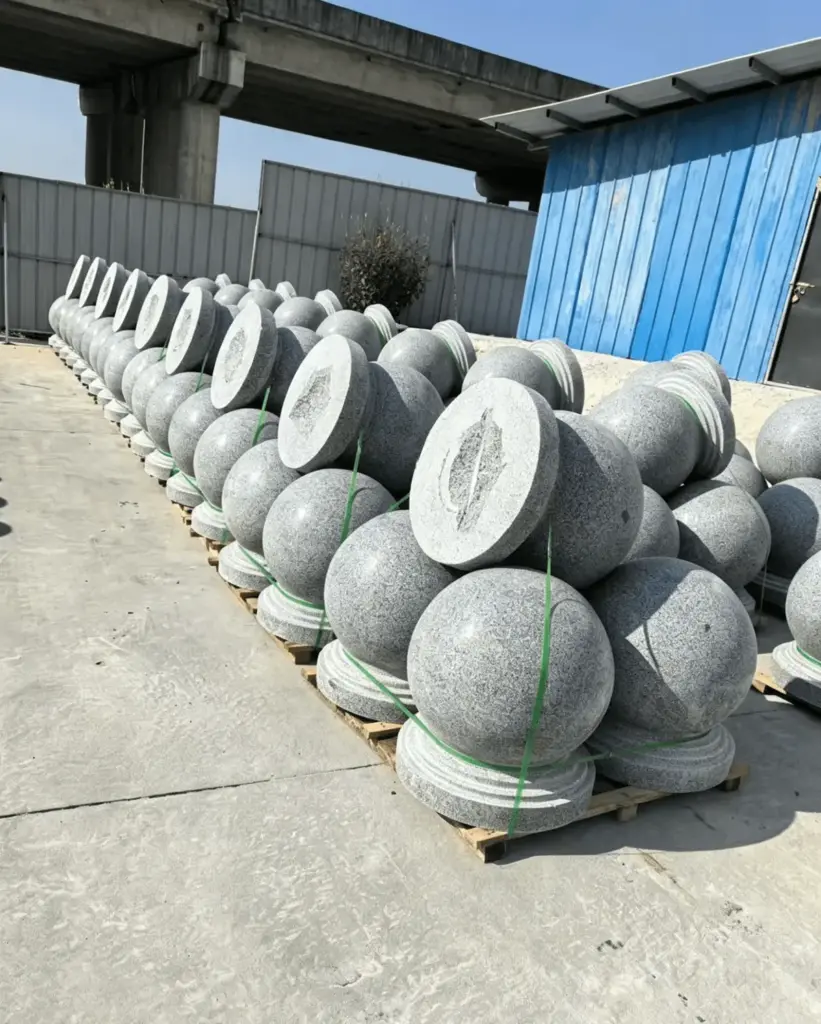 Jiangxi Xingguo sesame grey granite flamed sphere top bollards from Fuxiang Stone